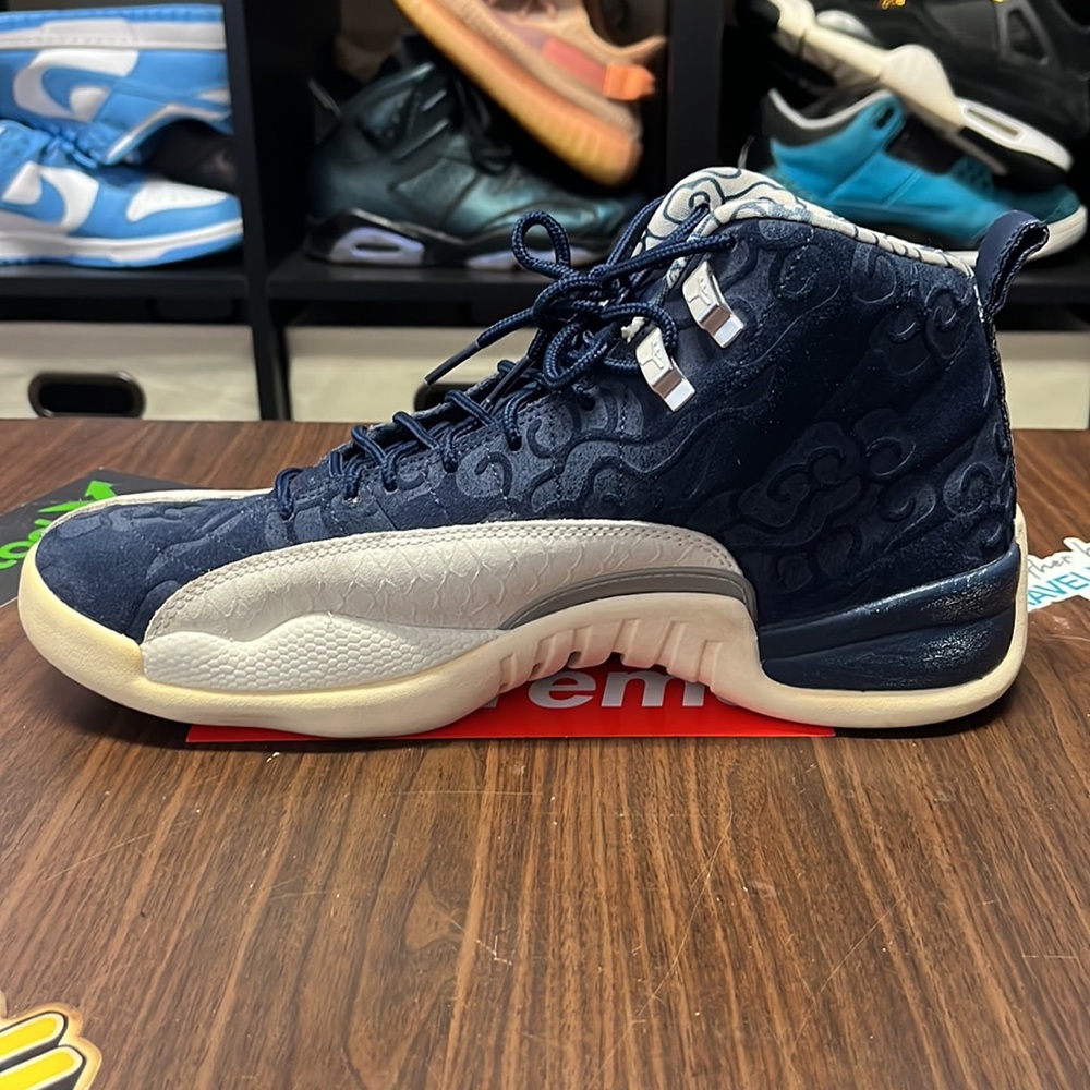 Jordan 12 “International Flight” - Picture 3 of 9